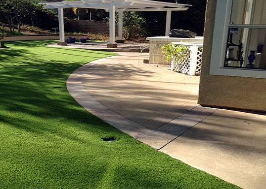 5 Reasons You Need Underlay For Your Artificial Lawn In Chula Vista
